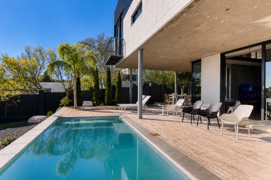 3 Bedroom Property for Sale in Heldervue Western Cape